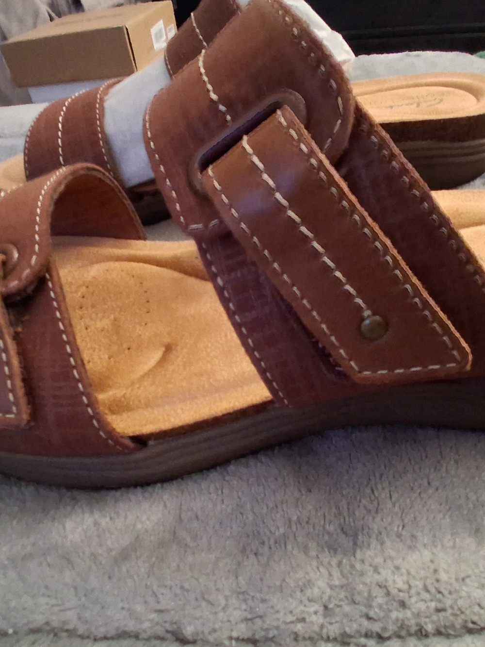 NEW W/BOX Clarks US SIZE 10W Wide Width Women's Brown Double-Strap Sandals